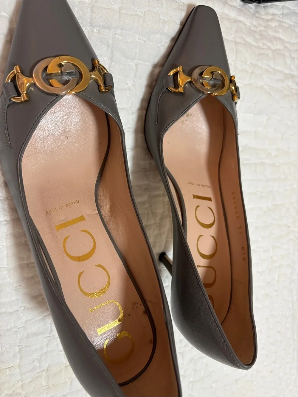 Gucci Gray Leather Pointed-Toe Pumps with Gold Horsebit Accent